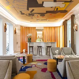 Vernet Champs Elysées Hotel