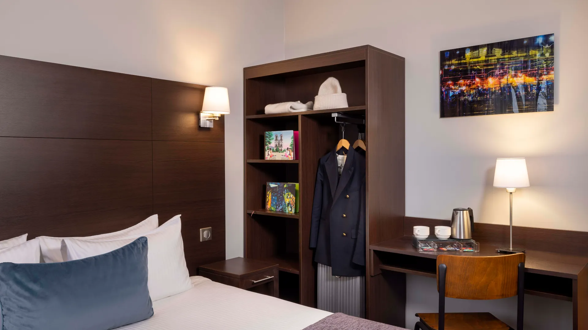 Hotel L'Interlude Paris France
