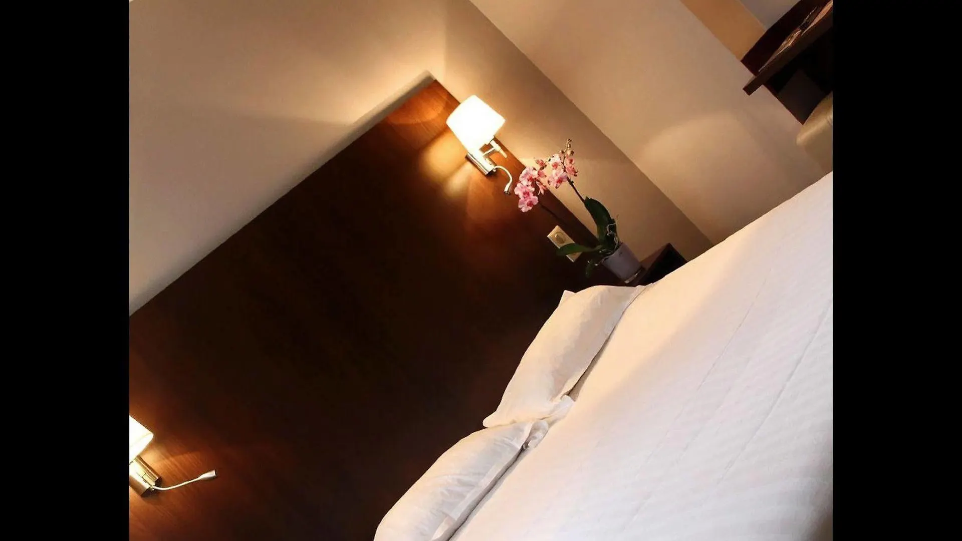 Hotel L'Interlude Paris